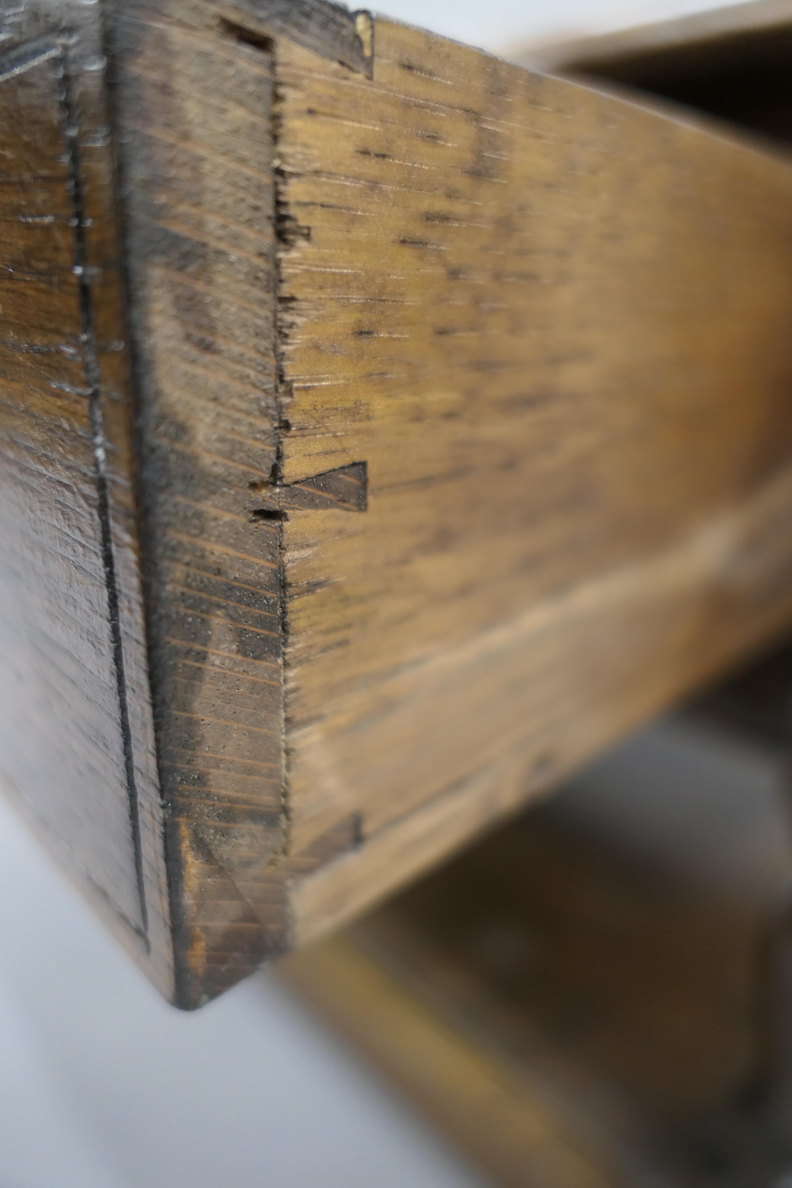 A modern oak two-drawer coffee table. 112 cm long, 55 cm deep, 46 cm high. - Image 5 of 7