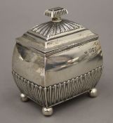 A Victorian silver tea caddy. 9.5 cm high. 157.3 grammes total weight.