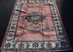 A Heriz rug. 285 x 195 cm.