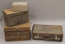 A small quantity of tin trunks, cases, etc.