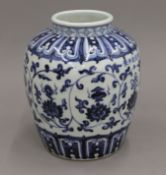A Chinese blue and white porcelain vase. 20 cm high.