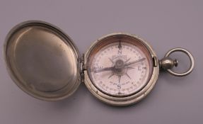 An Engineer Department USA 1918 full hunter compass. 4.5 cm diameter.