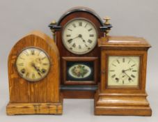 A collection of mantle clocks.