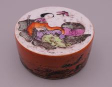 A small Chinese porcelain paste box. 6.25 cm diameter.