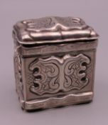 A Dutch silver patch box. 4 cm high.