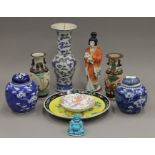 A quantity of various Chinese porcelain.