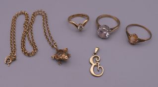 A quantity of 9 ct gold jewellery. 10.3 grammes total weight.