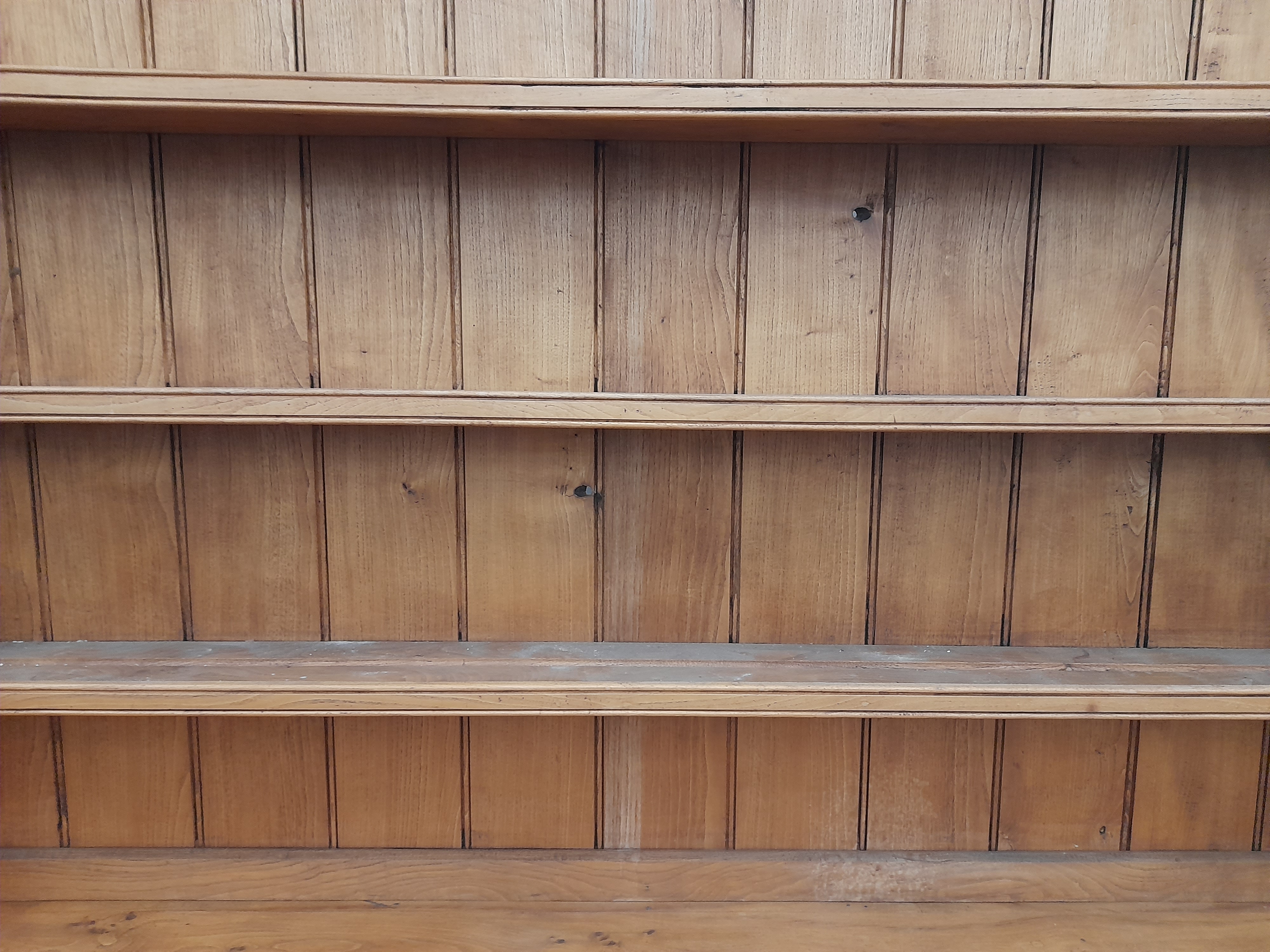 An oak three- drawer dresser. 193 cm wide, 52.5 cm deep, 222 cm high. - Image 8 of 9