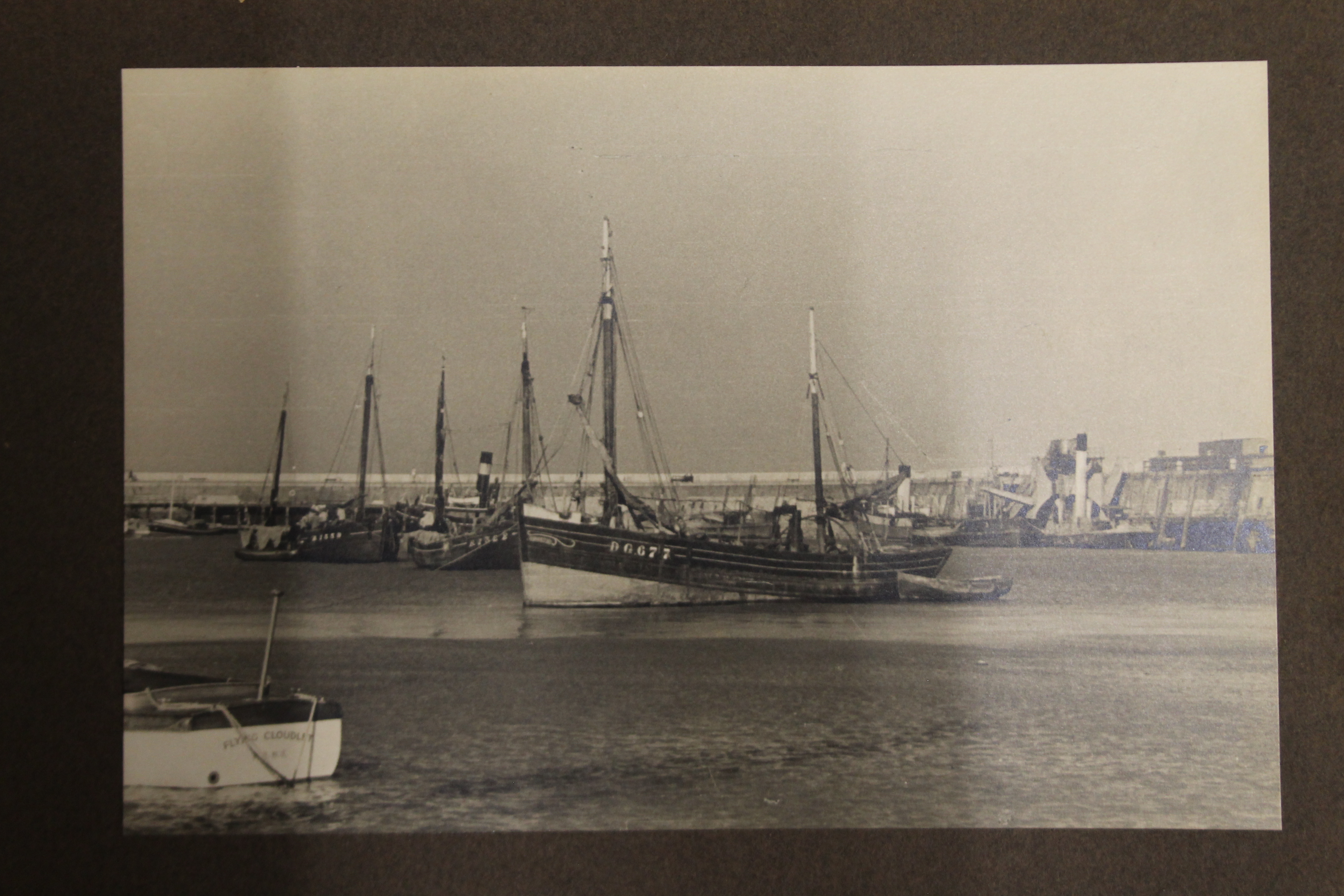 A landscape folio photo album, Sailing in August 1934 on the Yacht Pliimmon, - Bild 5 aus 6