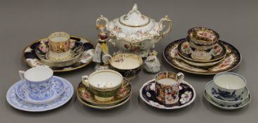 A quantity of antique English porcelain, including Coalport and Worcester.