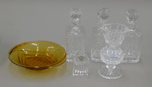 A quantity of glassware.