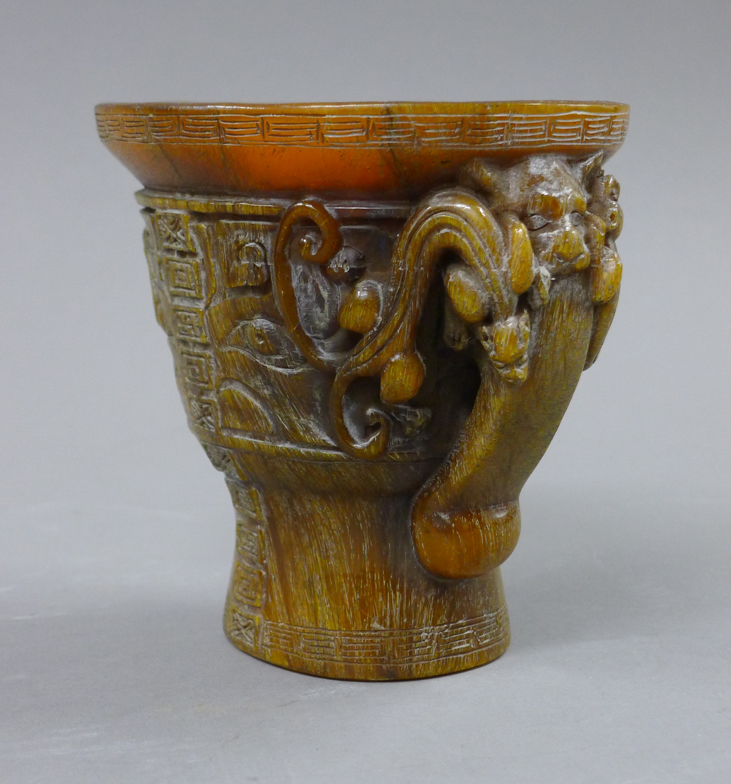 A libation cup. 12 cm high. - Image 2 of 6