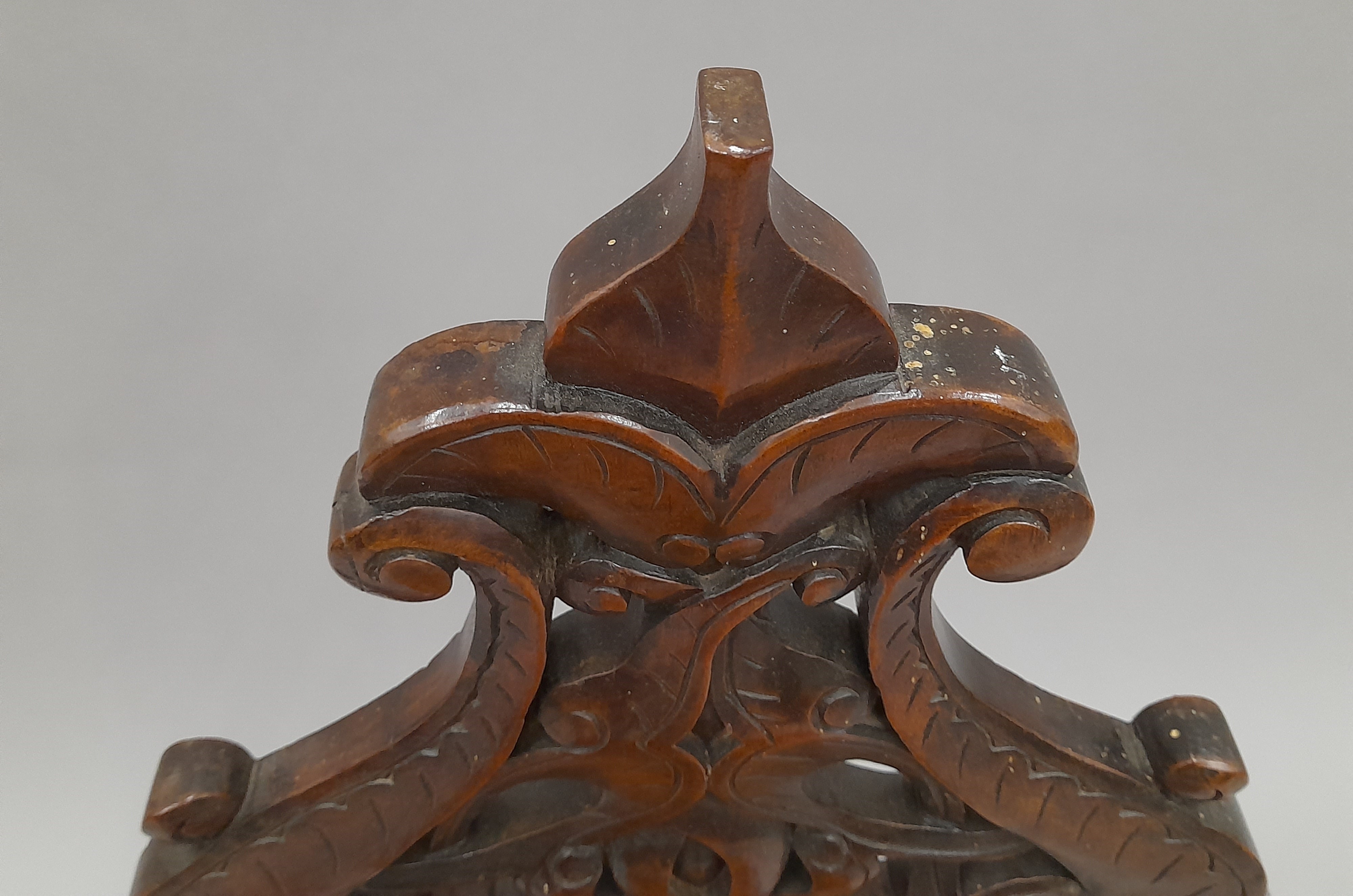 A 19th century carved hall chair. 39 cm wide. - Image 5 of 7
