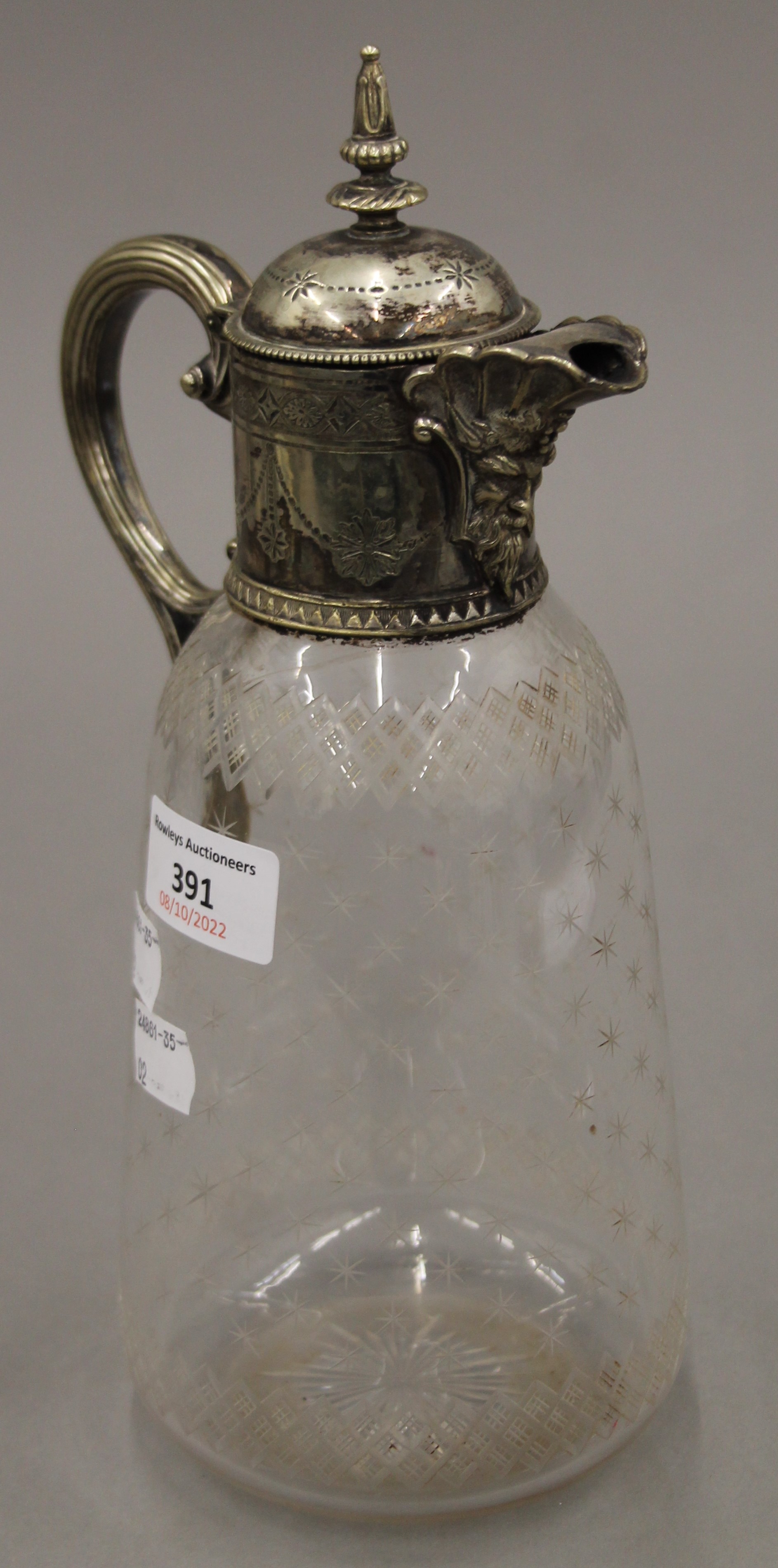 A silver plated Baccarat glass claret jug. 26 cm high. - Bild 2 aus 6