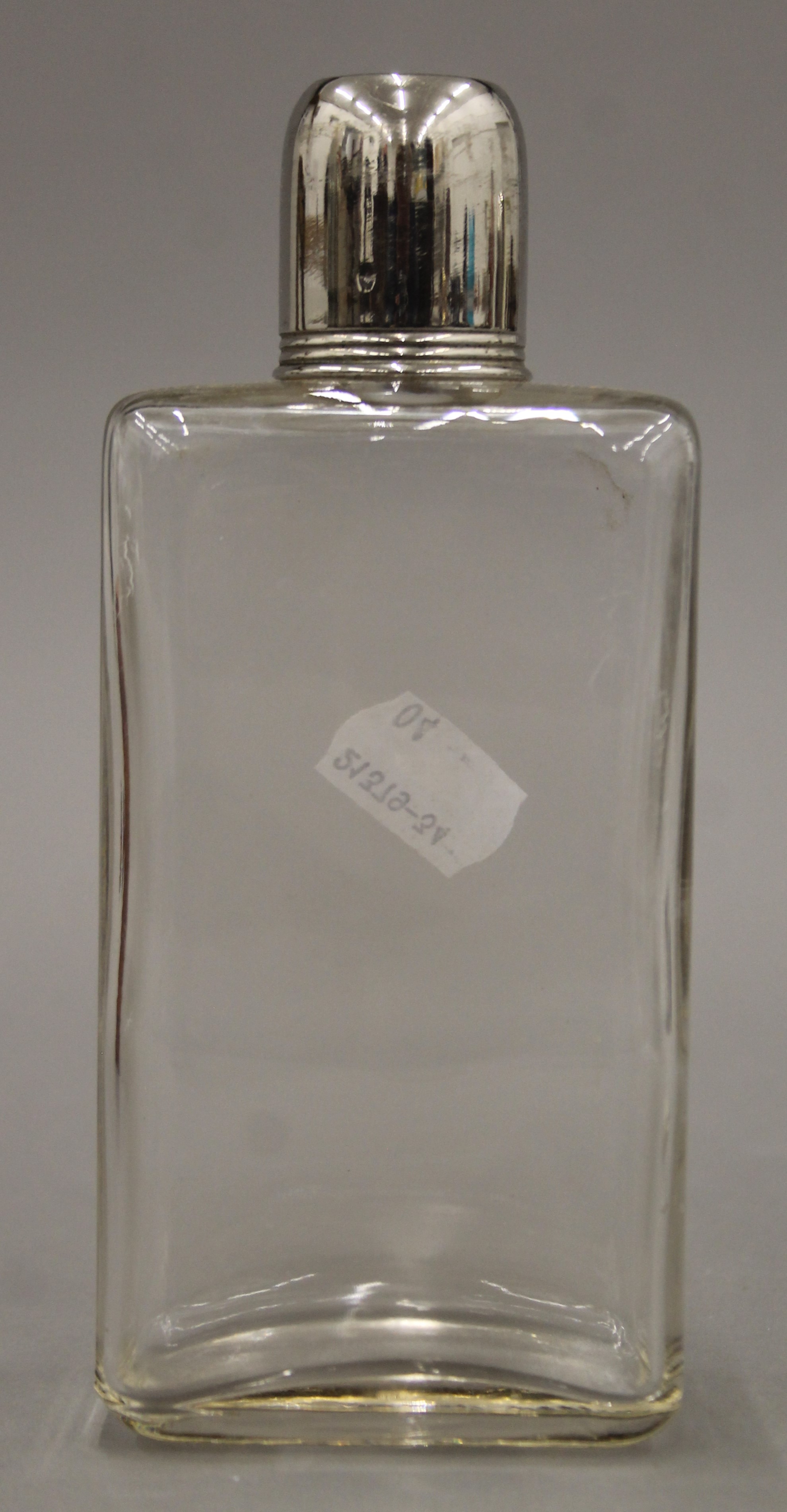 Two bottles housed in a leather case. The case 20 cm wide. - Image 6 of 8