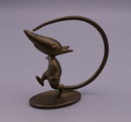 A Hagenauer bronze model of a mouse. 4.5 cm high.