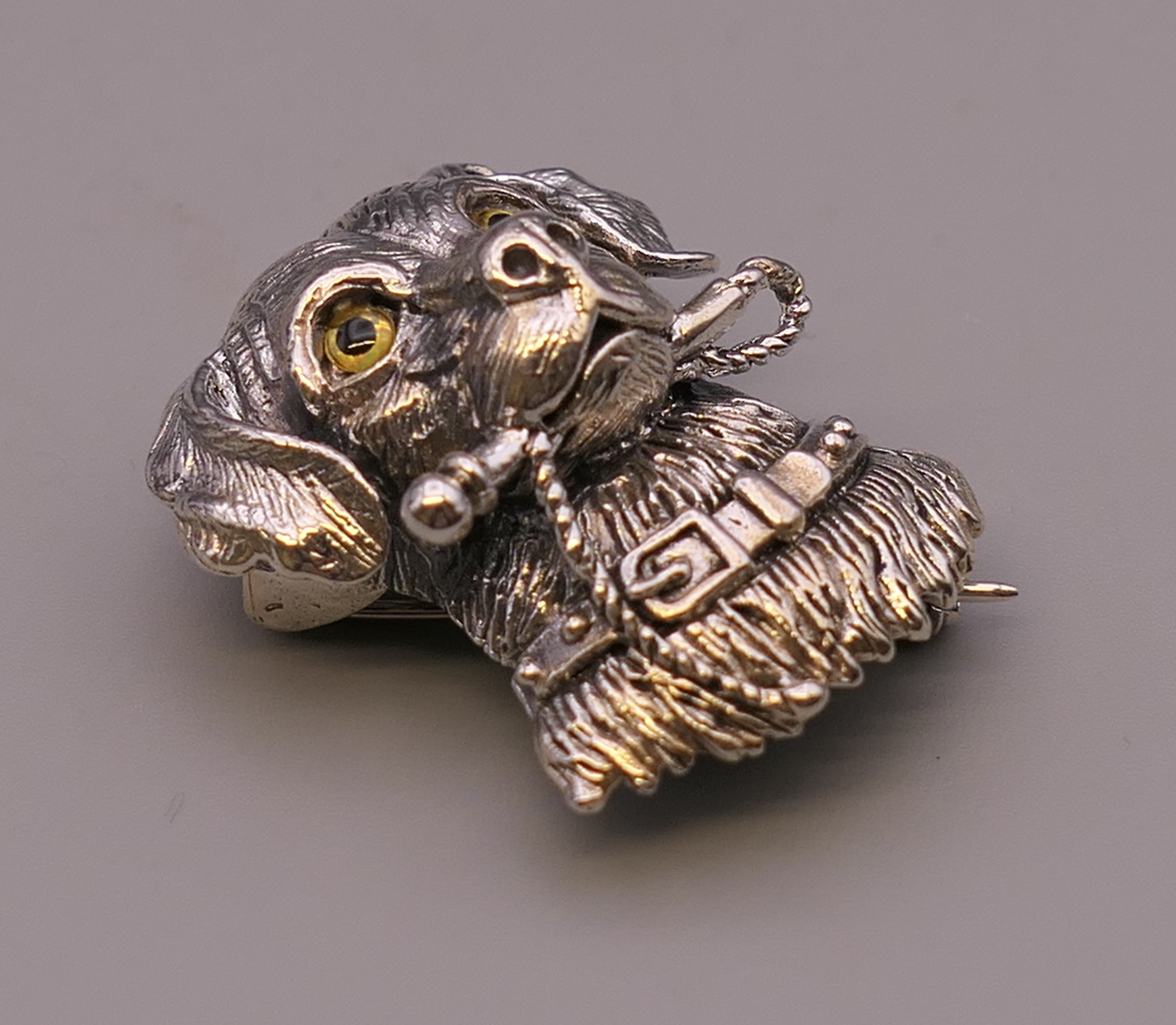 A silver dog form brooch. 3 cm high. - Image 3 of 5