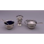 A three-piece silver cruet set. The pepper 5.5 cm high. 41.7 grammes of weighable silver.