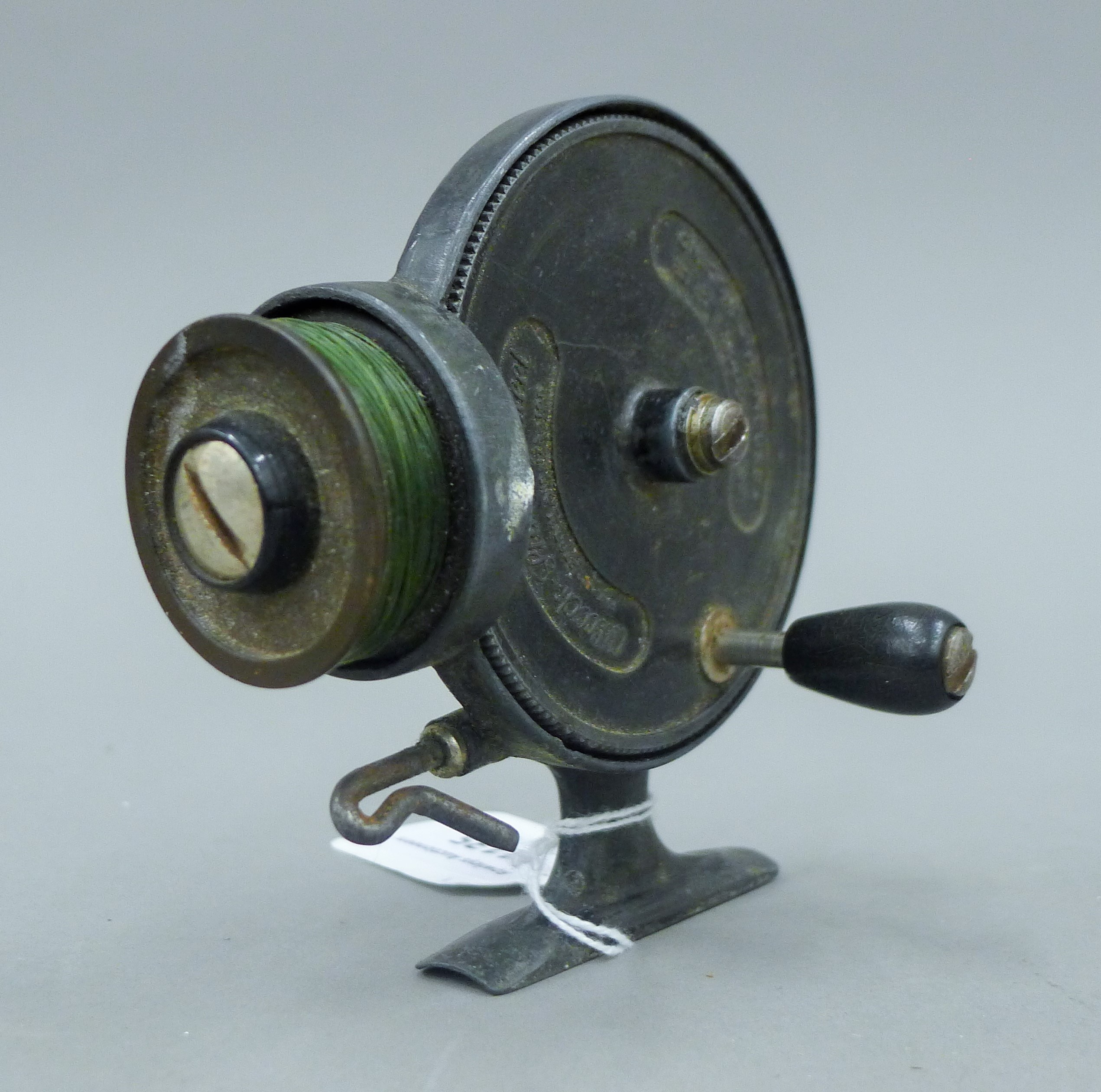 A 1930s Allcock Stanley casting reel. - Image 2 of 5