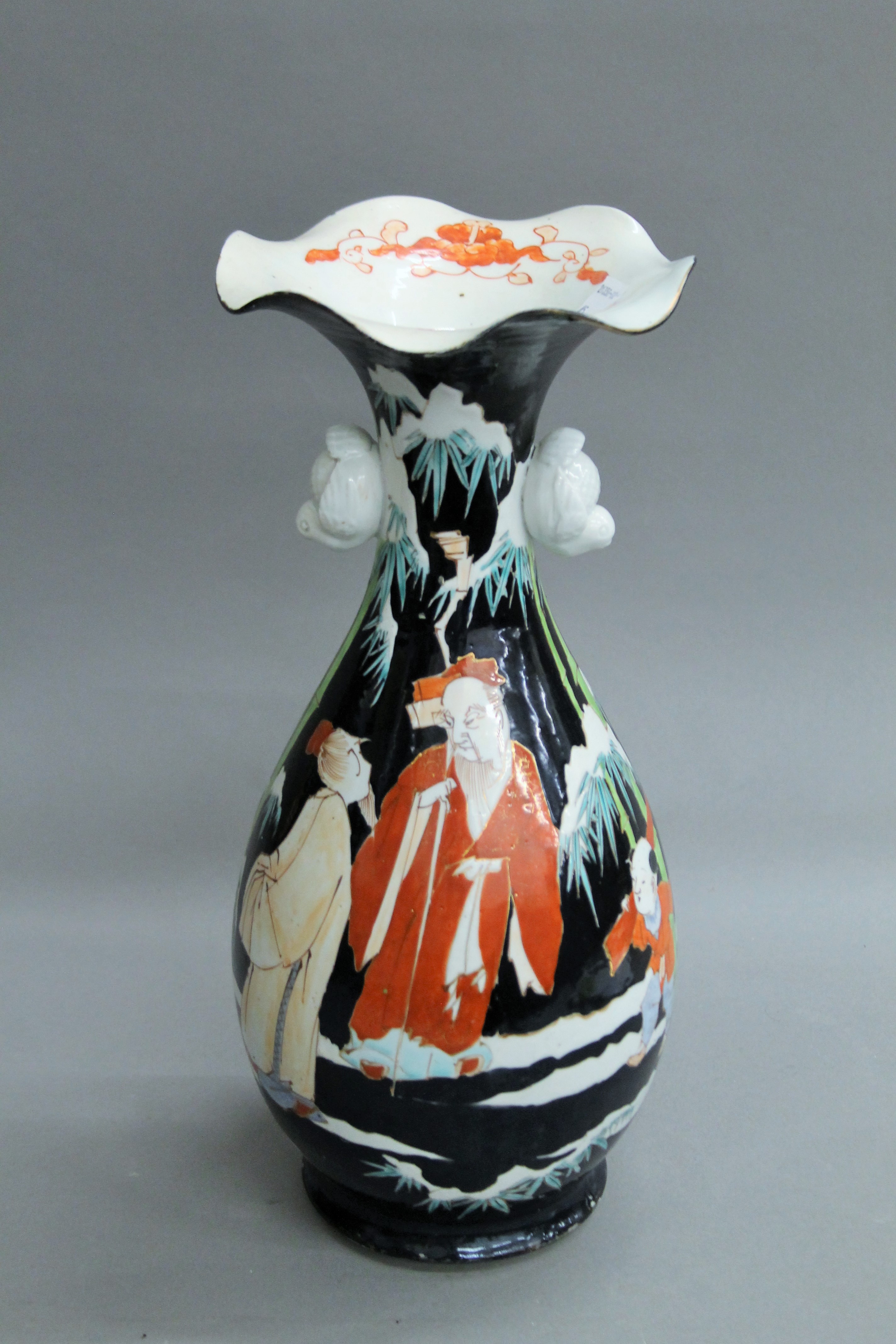 A pair of 19th century Japanese porcelain frilly edged vases. 36 cm high. - Image 2 of 7