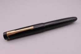 An Art Deco 14 ct nib Parker fountain pen. 12.5 cm long.