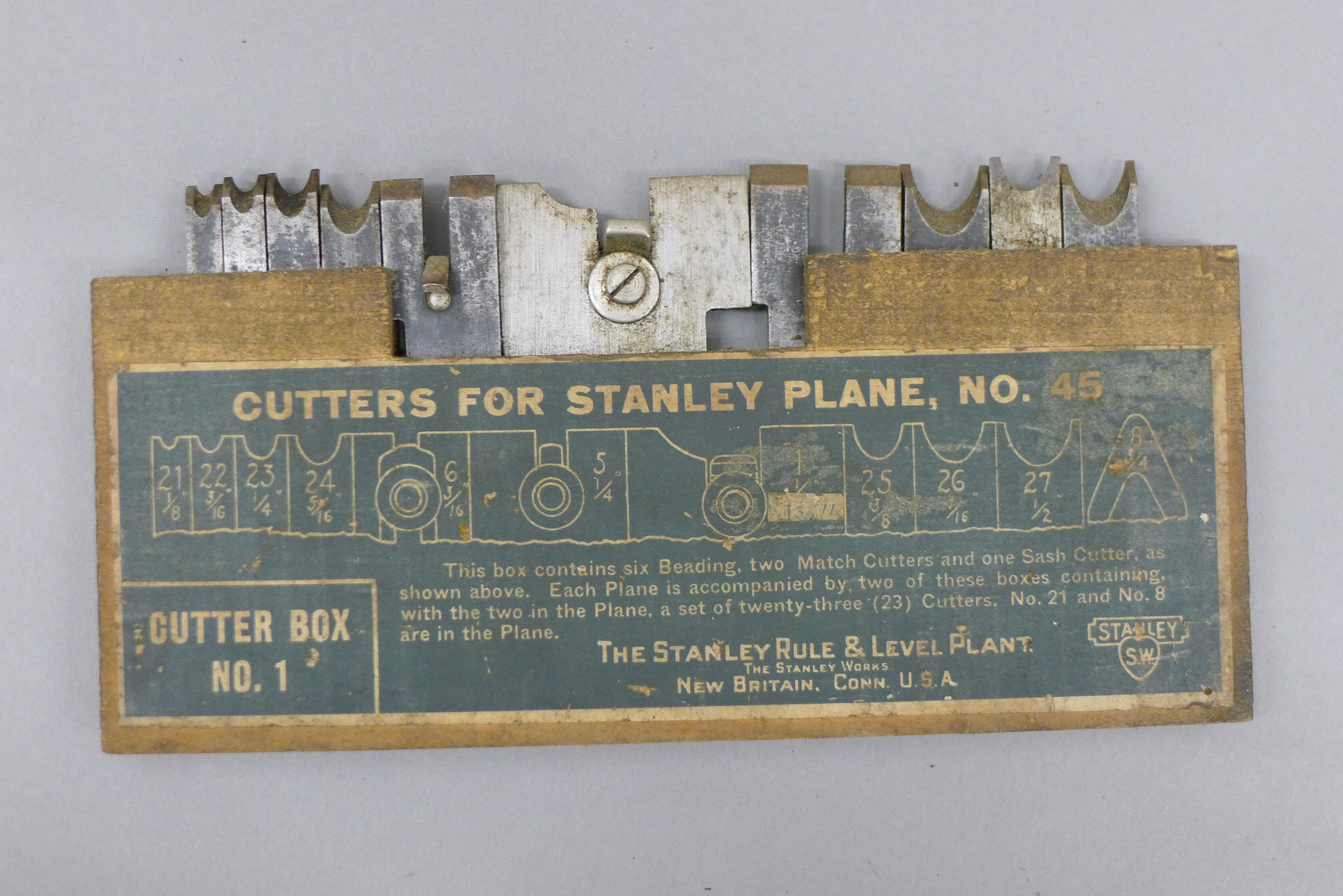 A Stanley plane with various accessories. - Image 5 of 6