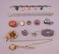 A bag of vintage jewellery, including silver, etc.