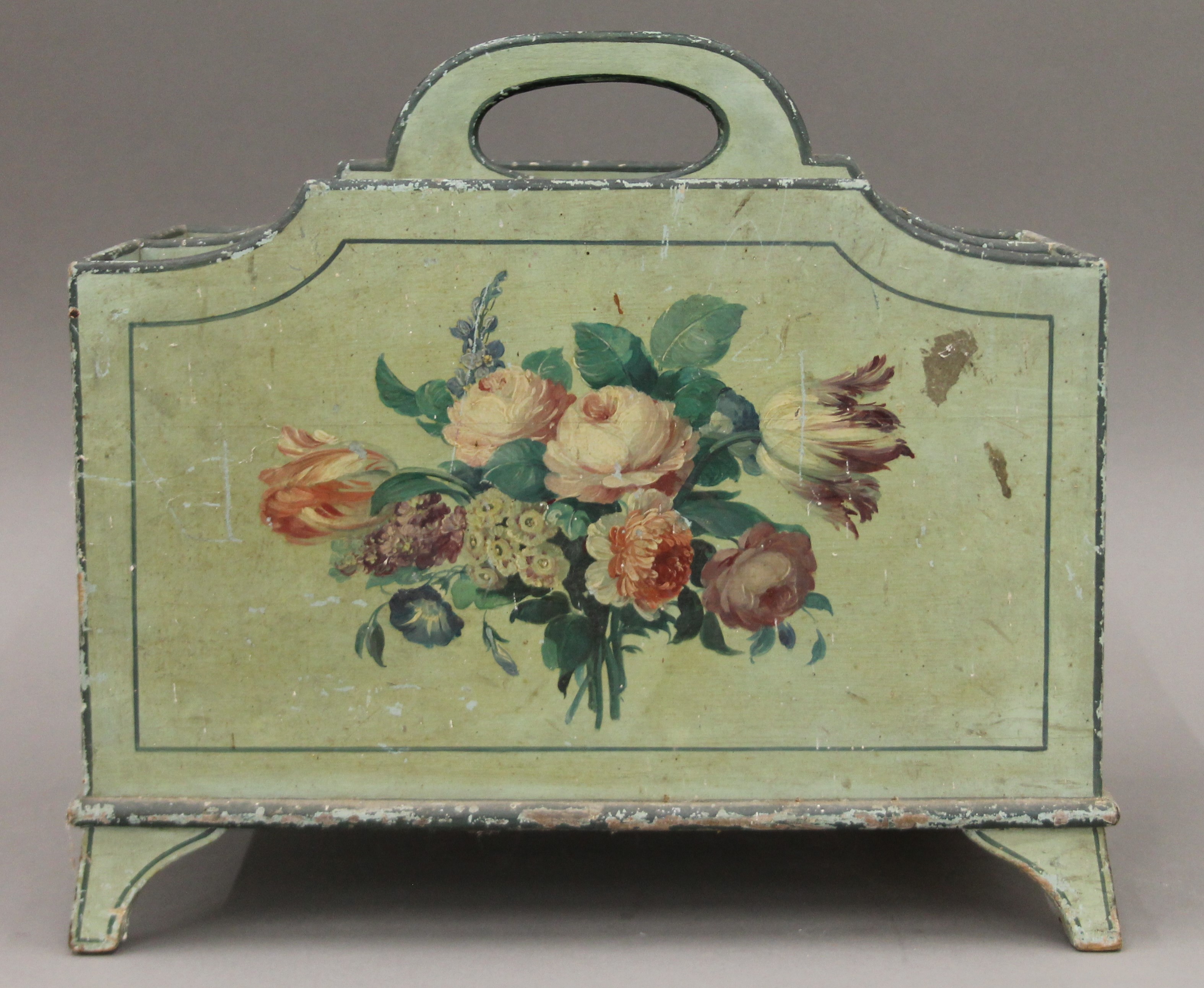 A vintage painted Canterbury. 35.5 cm wide. - Image 2 of 5