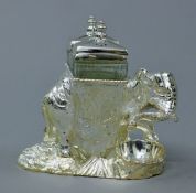 A silver plated elephant cruet set. 11 cm high.