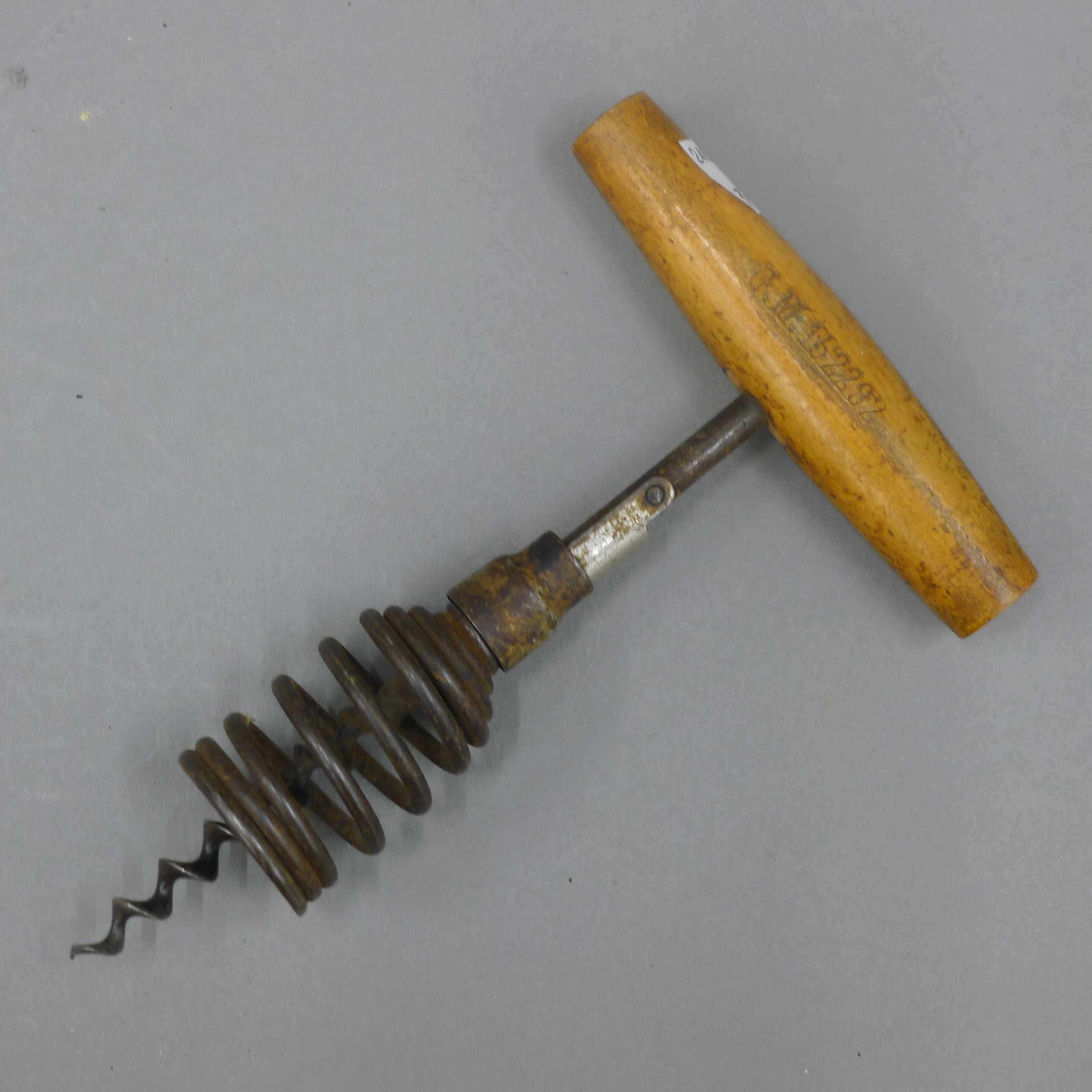 A quantity of various corkscrews. - Image 5 of 6