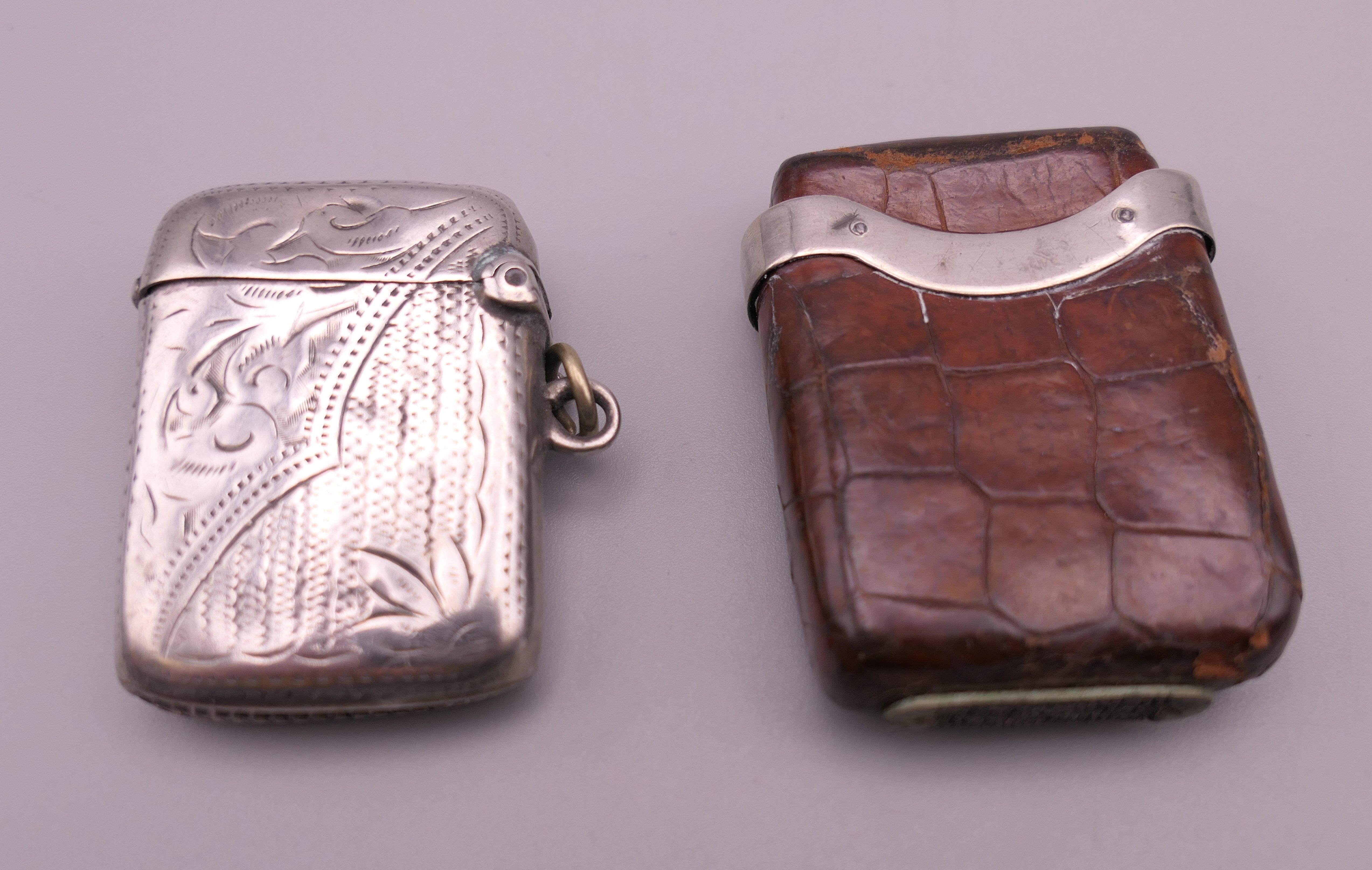 Two vestas, silver penknife, pendants etc. Silver vesta 4 cm high. - Image 3 of 14