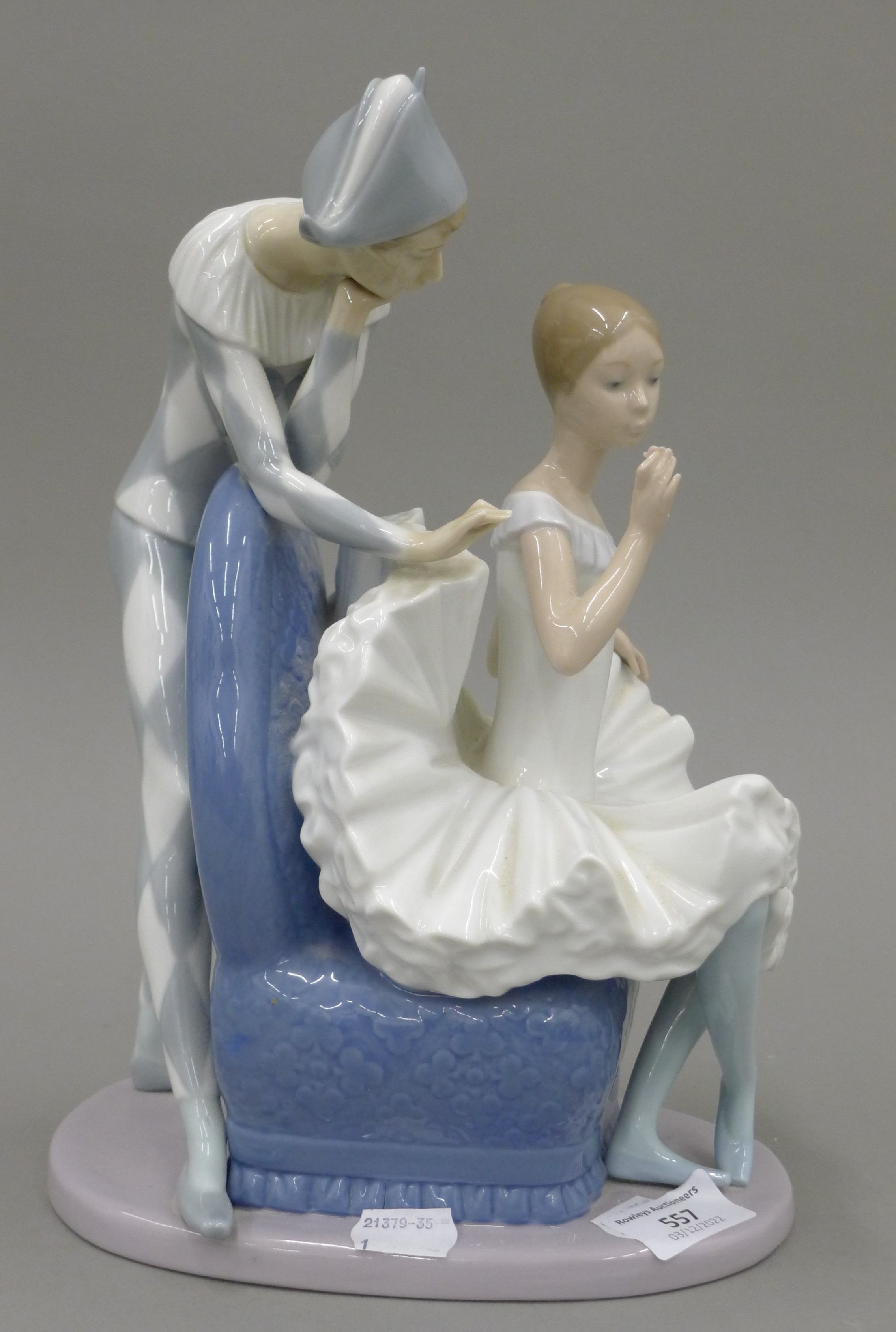 A Nao figure of a clown and a girl. 31 cm high. - Image 2 of 8