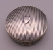 A Dutch silver pill box. 5 cm diameter.