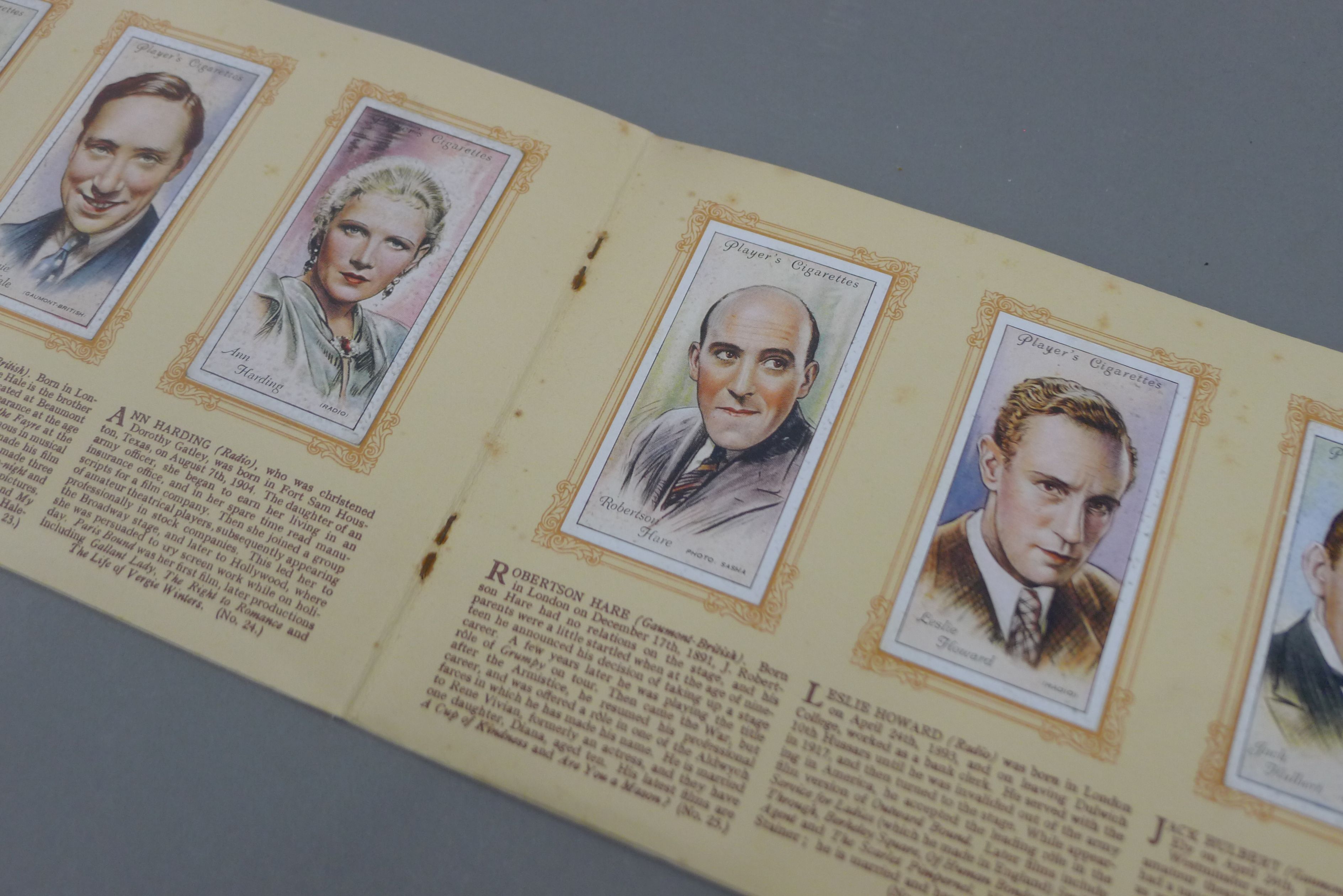 A quantity of cigarette cards. - Image 6 of 10