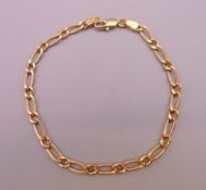 A 9 ct gold bracelet. 18 cm long. 2.3 grammes.