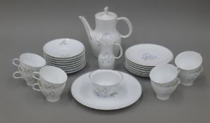 A quantity of Thomas of Germany dinner and teaware.