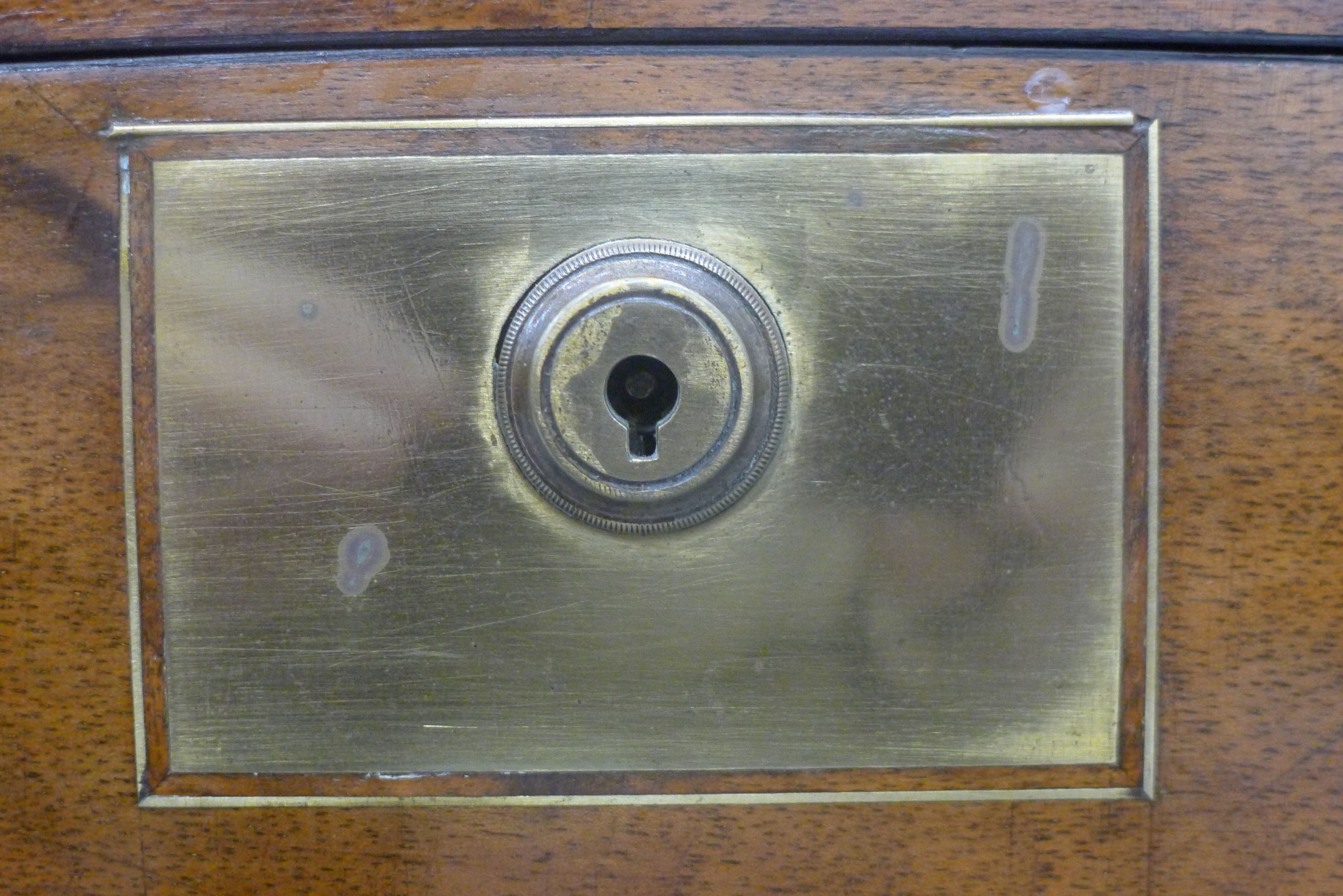 A Victorian brass inlaid walnut writing slope. 50.5 cm wide. - Image 3 of 11