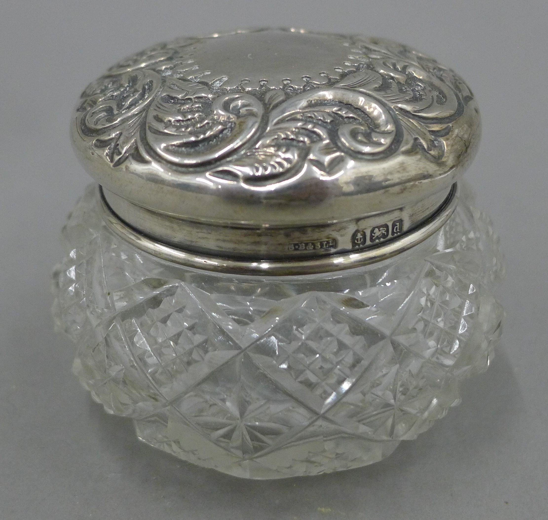 A quantity silver and silver plate topped scent bottles, dressing table jars, etc. - Image 2 of 8