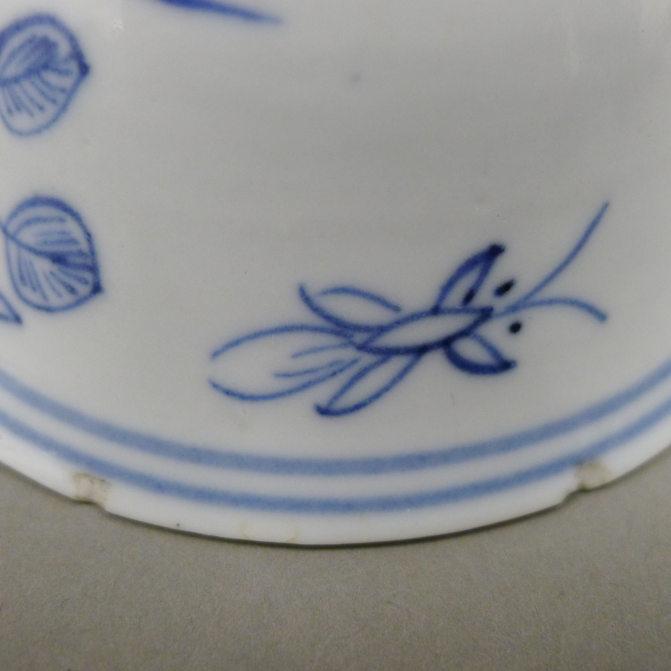 A Chinese blue and white porcelain tea bowl, - Image 9 of 10