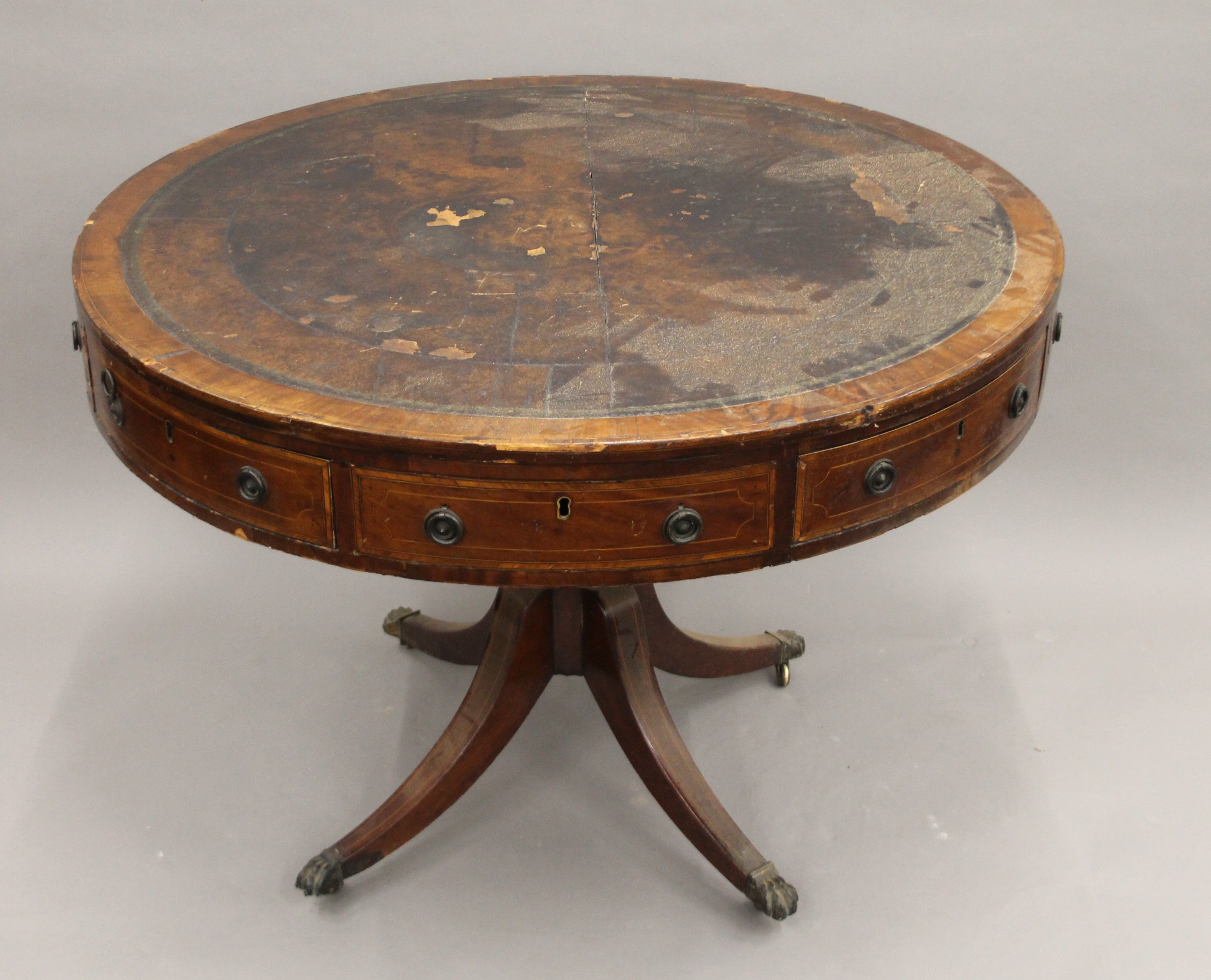 A 19th century mahogany drum table. Approximately 98 cm diameter.