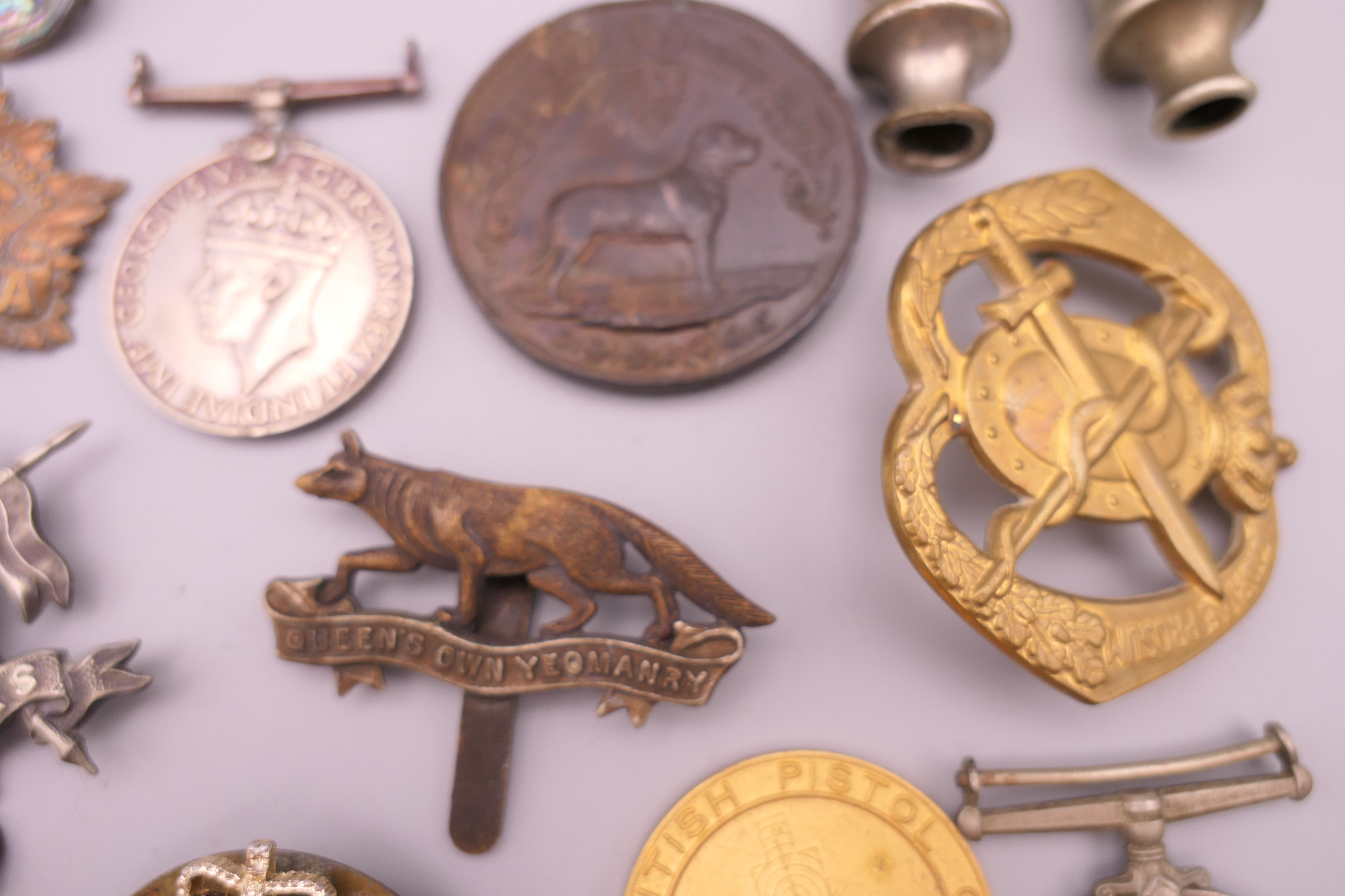 A quantity of various military medals, cap badges, coins, etc. - Image 5 of 9