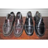 Pair of Bass Weejun black leather loafers, with leather soles and a pair of Dexter tassled brown