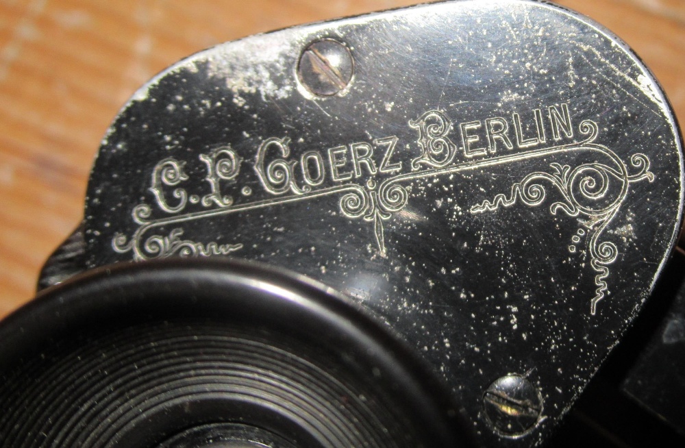 Pair of CP Goerz of Berlin Trieder Binocle black leather and japanned binoculars, 9 x magnification, - Image 2 of 2