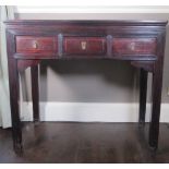 Chinese hardwood rectangular side table, the reeded frieze with three drawers on reeded and Greek