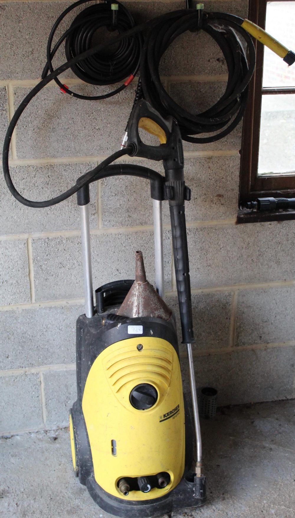 Karcher HD6/13C professional pressure washer with cables