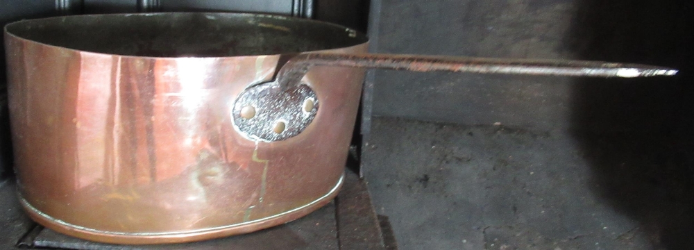 Collection of C19th and later copper, including an oval saucepan with cast iron lid W31cm, a