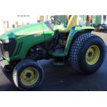 John Deere 4320 hydrostatic small holders tractor complete with full hydraulic lifting system,