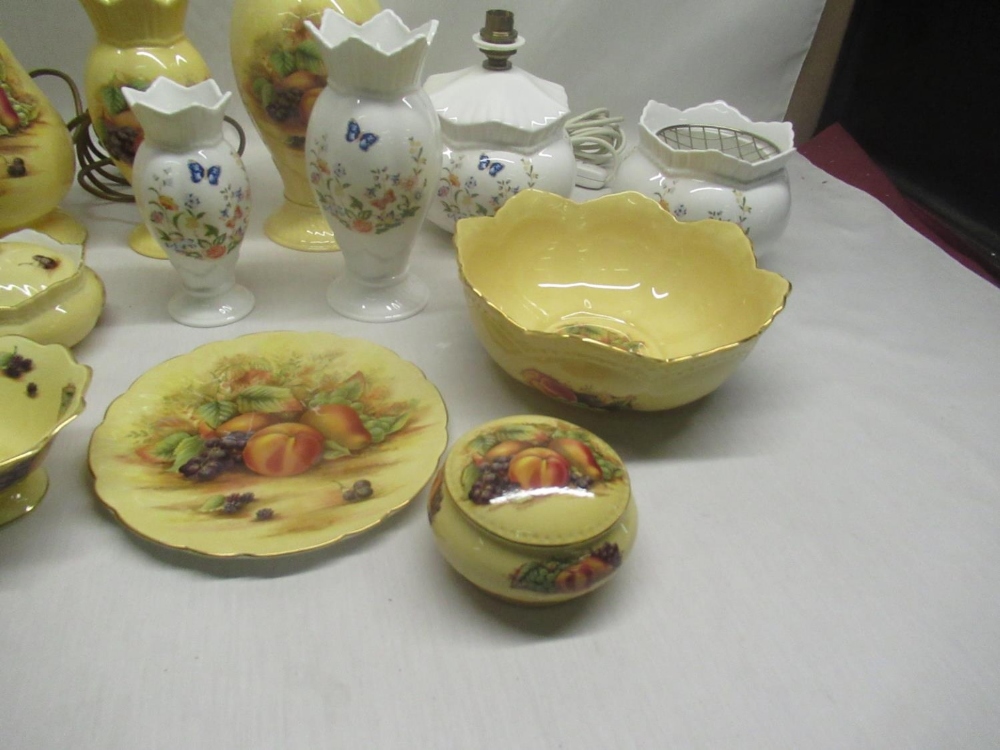 Collection of Aynsley cottage garden , Orchard gold vases, lamps, bowls, etc - Image 5 of 5