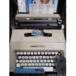 Olivetti Lettera 35 portable typewriter in case