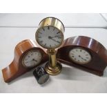 Edwardian mahogany cased mantel timepiece with inlaid boxwood stringing on turned brass feet,